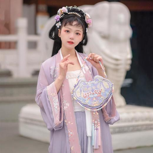 【聪明伶俐】原创中国风汉服包 双面刺绣斜跨手提 长命锁古风包包 商品图7