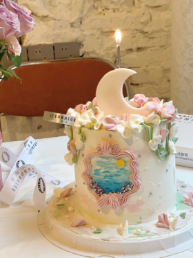 水中月 · 奶油蛋糕