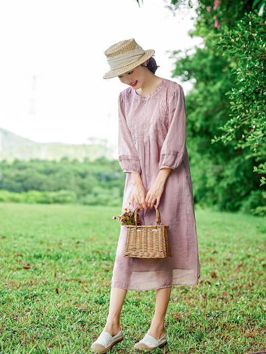 HM-S383夏季新款重工刺绣苎麻连衣裙国风文艺灯笼七分袖宽松显瘦袍子 商品图2