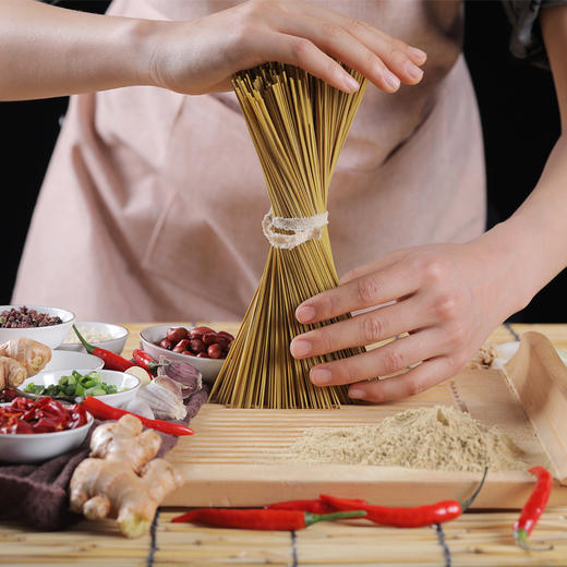 正中大凉山70%苦荞挂面低脂荞麦粗粮面 400g*2盒 商品图4