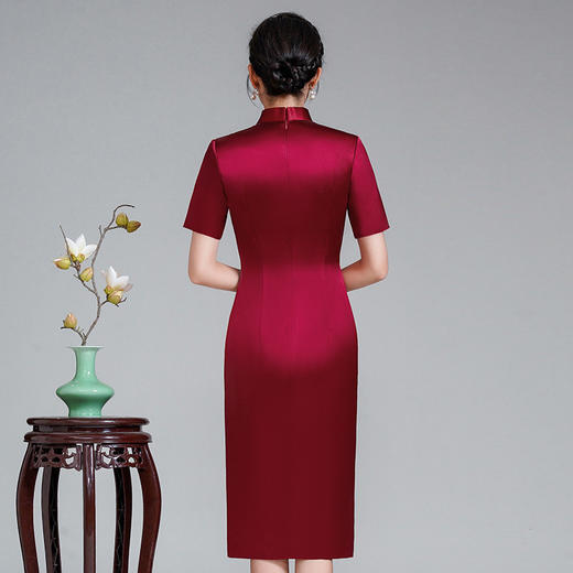 LHS-A26新款喜婆婆立体刺绣旗袍婚宴婚庆短袖结婚礼服 春夏 商品图3