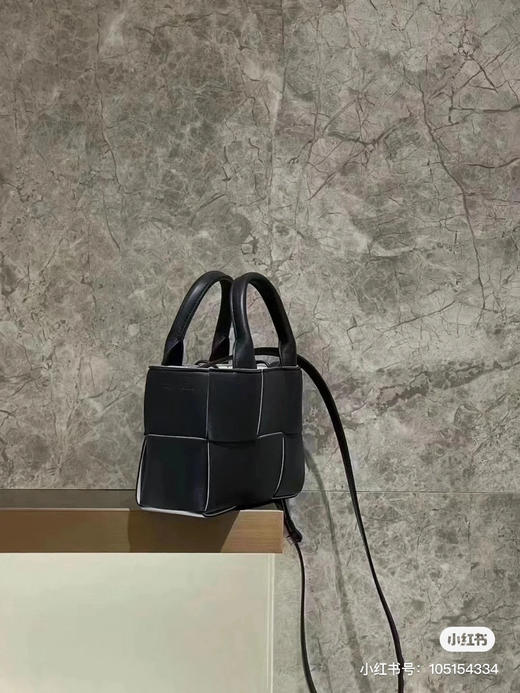 定制版本出 全套包装 
bv 2023新款candy arco 商品图1