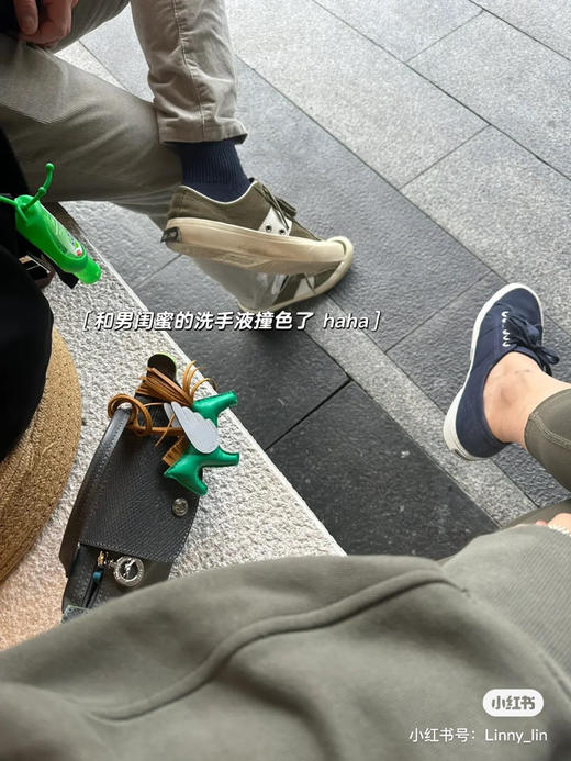 新石墨灰.
终于有货啦 
代购级别珑骧mini饺子🥟 商品图1