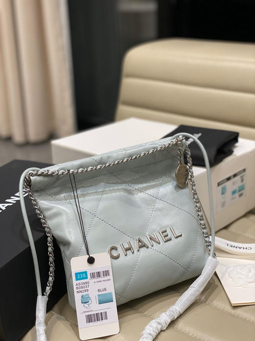 定制版本迷你22bag
头层牛皮 对版细节 商品图0