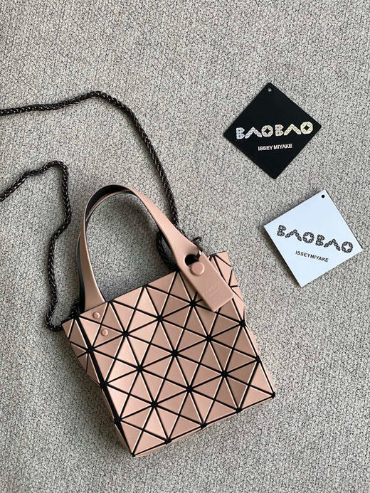 三宅𝟐𝟎𝟐𝟑最新小方盒（配链条） 商品图0