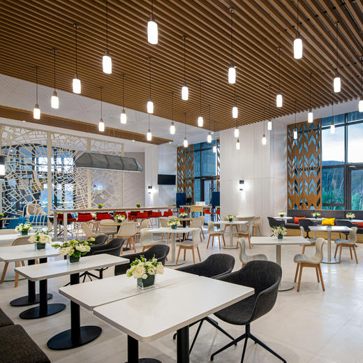 1~2晚【崇礼翠云山智选假日酒店】全雪季住滑套餐！含每日早餐、双人滑雪票，北京周边滑雪遛娃性价比优选！ 商品图5