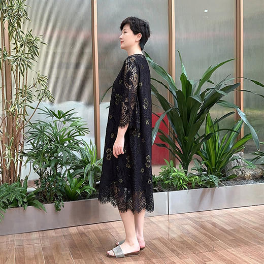 圣三利女装 公主袖A字型散摆长款金线蕾丝镂空连衣裙SL2017183 商品图1