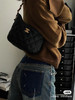 360包邮🉐️
高定hobo 全套包装
小羊皮材质 〰️ 商品缩略图4