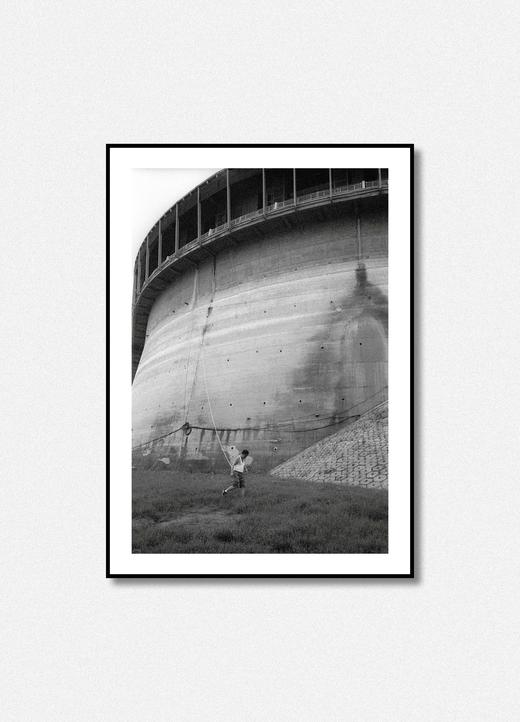 于默经典摄影作品 艺术品 竖版带相框 （定制商品，7个工作内发货，非质量问题不接受退换） 商品图1