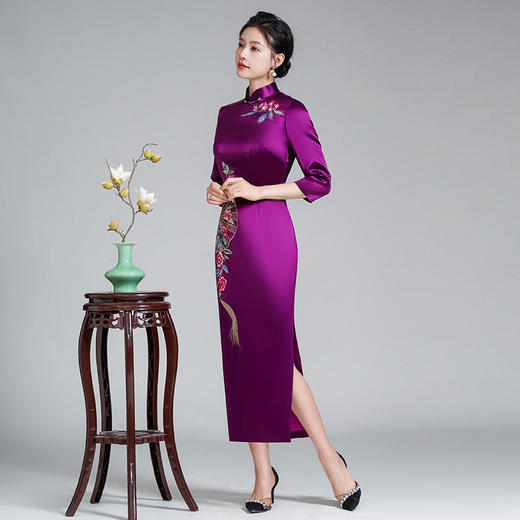 LHS-A281刺绣醋酸缎喜婆婆婚宴装旗袍新款连衣裙婚礼礼服春秋 商品图2