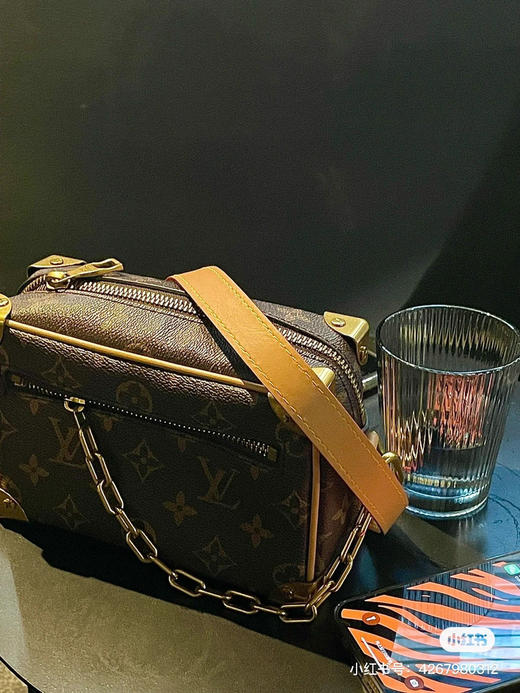 特价 499包邮🉐️
驴家 mini soft trunk盒子包 商品图3