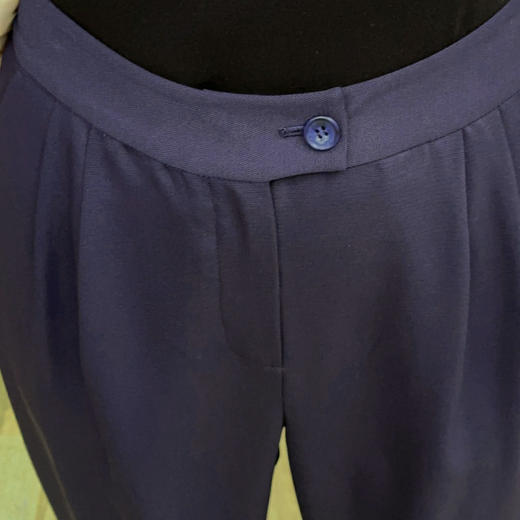 圣三利女装 新款简约时尚锥形纯色肌理九分烟管女裤SL2016120 商品图3