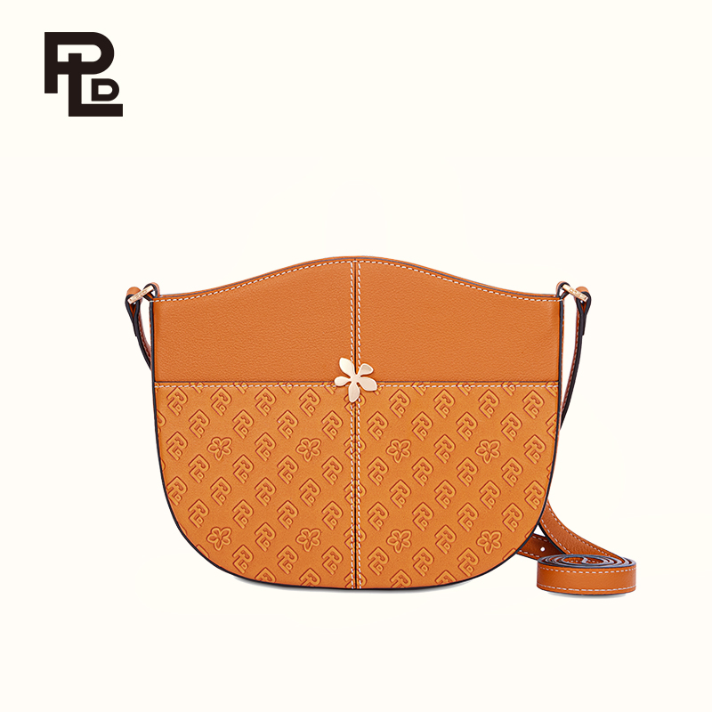 保兰德PLD东方雅奢新款兰花徽章系列单肩斜挎包通勤必备女包