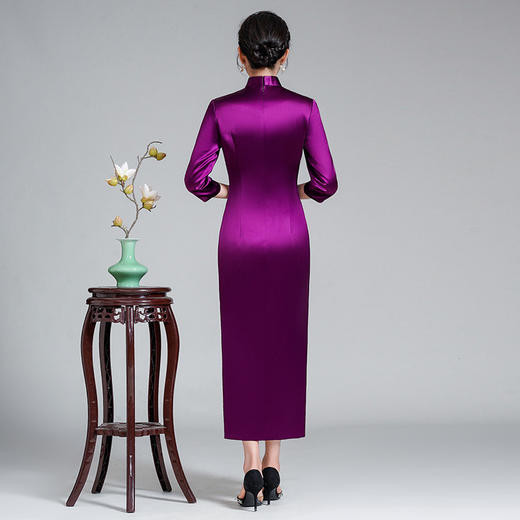 LHS-A281刺绣醋酸缎喜婆婆婚宴装旗袍新款连衣裙婚礼礼服春秋 商品图3