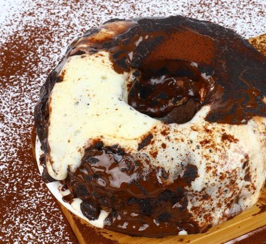 幸福信号满格 每一口都是快乐🥰【舒芙里爆浆蛋糕🍰】🌈脏脏流心蛋糕🍰💓香甜丝滑，咬一口还会爆浆～ ☁蛋糕胚子松软可口，甜度适中 ，丝滑爆浆，浓浓的巧克力 商品图5