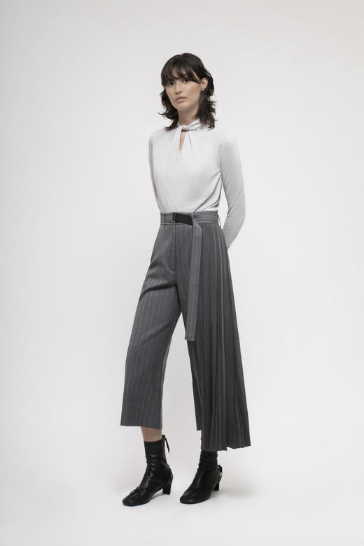 BYARN 扭结金银丝套头衫 商品图1