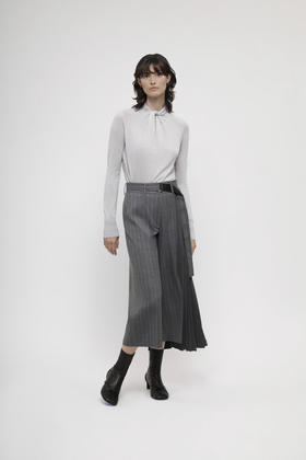 BYARN 扭结金银丝套头衫