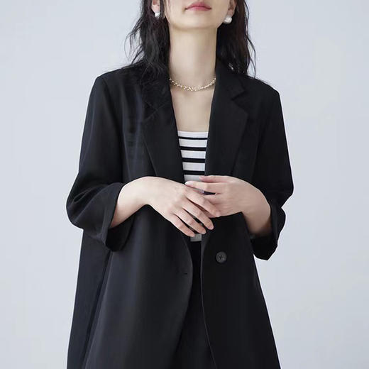 白 搭 经 典 单品 女生西装  搭什么都好看 时尚大方永不过时 防晒 空调房防寒湿 商品图4