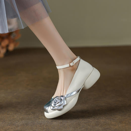 时尚百搭，圆头花朵厚底单鞋WXJ-X333-5 商品图7