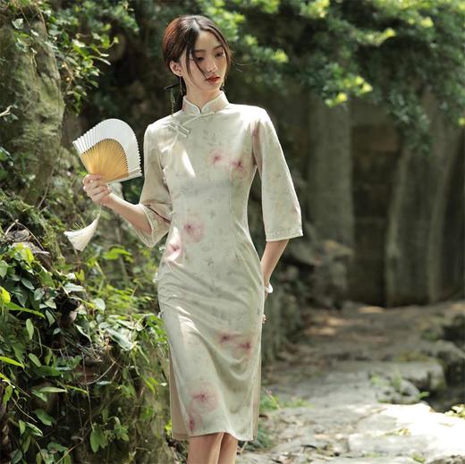 2023秋季新款雪花绒印花倒大袖中长款旗袍连衣裙清新文艺复古改良 商品图3