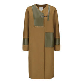 【暮冬黄昏】环保皮质撞色拼接直身绵羊毛大衣230000035A