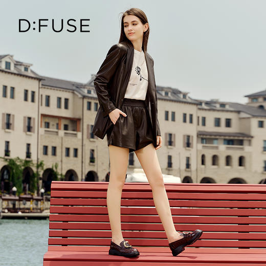 【复古藏家】迪芙斯D:FUSE秋款单鞋女乐福鞋圆头牛皮方扣深口厚底鞋女DF33112216 商品图7