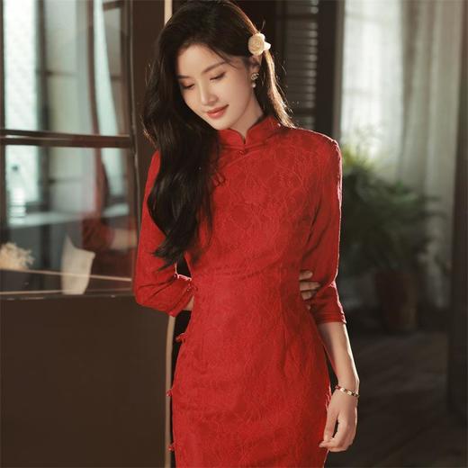 2023秋冬新款红色侧八扣蕾丝旗袍 宴会订婚敬酒服改良旗袍连衣裙 商品图1
