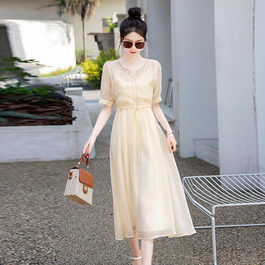 舒适百搭，天丝刺绣系腰带宽松版显瘦中长裙（85-150斤可穿）HR-SYY2313-1 商品图7