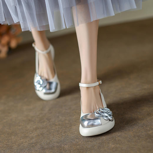 时尚百搭，圆头花朵厚底单鞋WXJ-X333-5 商品图6