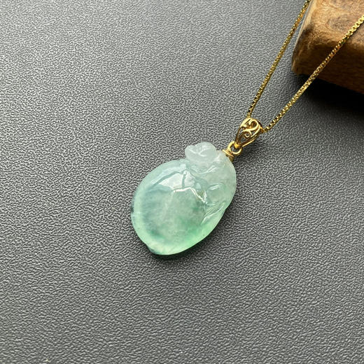 冰种飘阳绿翡翠桃子 商品图2