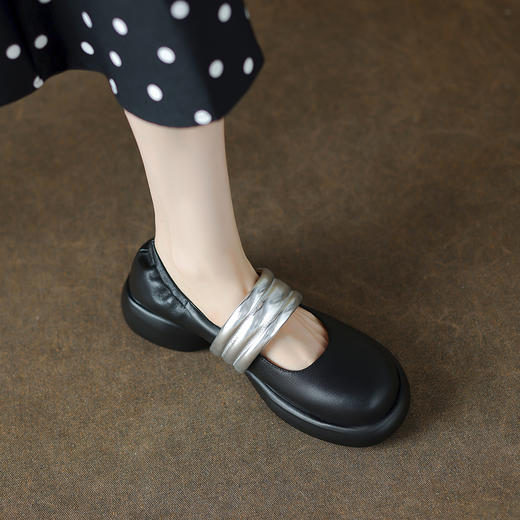 时尚复古，拼色厚底百搭玛丽珍单鞋WXJ-X333-2 商品图3