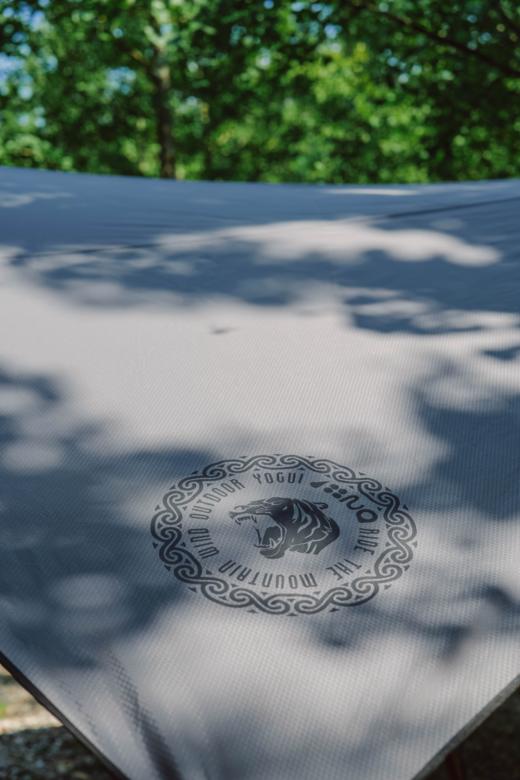 Outdoor Yogui 蜂巢格超大天幕 商品图1