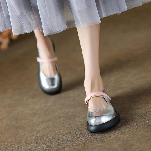 时尚百搭，厚底粗跟玛丽珍单鞋XWJ-X333-3 商品图0