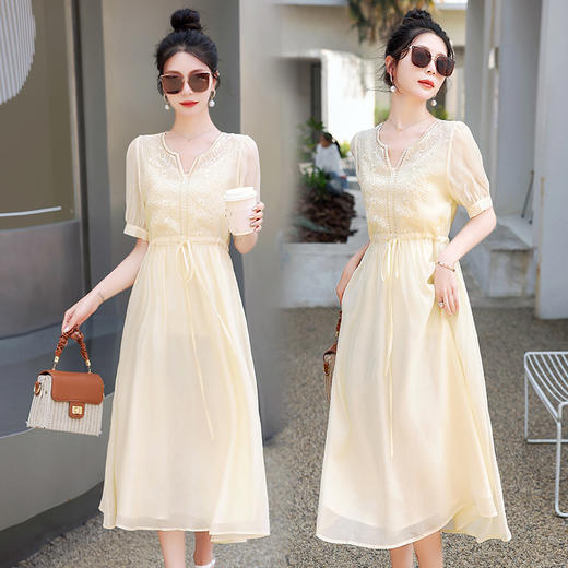 舒适百搭，天丝刺绣系腰带宽松版显瘦中长裙（85-150斤可穿）HR-SYY2313-1 商品图4