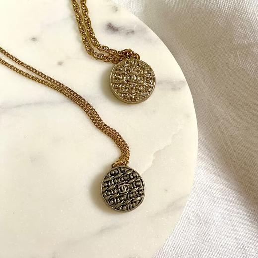 北京仓｜Gigi Paris-Tweed 双C Logo-银灰色  Vintage纽扣  项链［法国设计师］ 商品图0