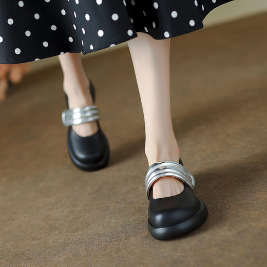 时尚复古，拼色厚底百搭玛丽珍单鞋WXJ-X333-2 商品图1