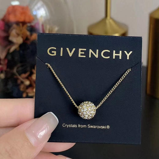 【礼盒+礼袋】GIVENCHY纪梵希 手镯手链项链饰品合集 女士时尚 商品图13