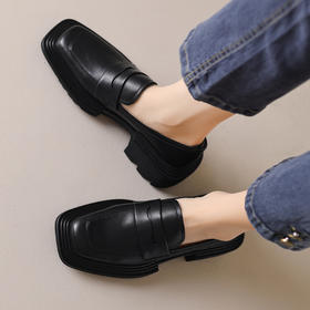 秋季新款，高品质纯色真皮厚底单鞋YJN-Y8103