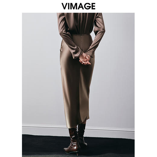 VIMAGE纬漫纪秋季新款时尚气质高腰开叉半身裙V2006610 商品图4