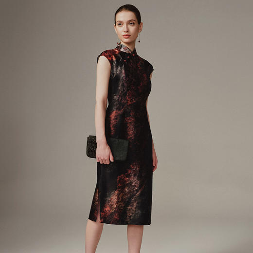 TANGY Collection天意高端2023秋季新品染秋系列女士连衣裙 商品图1