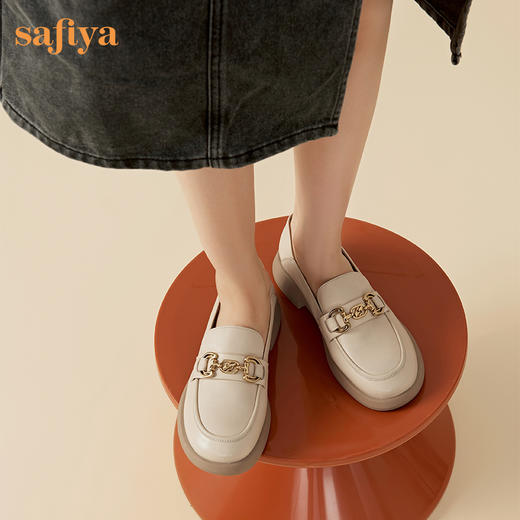 Safiya/索菲娅2023秋季新品英伦风浅口百搭一脚蹬真皮软底乐福鞋 SF33112023 商品图3
