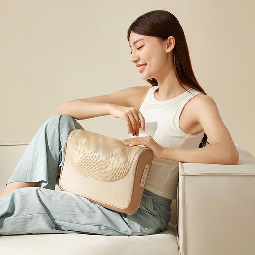 【小程序】小熊按摩仪(按摩枕) AMQ-F24B5 棕色 配适配器 商品图1