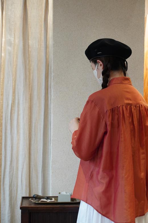 （4折）Lim Home白/橘红/淡黄贝壳纽扣上衣 商品图0