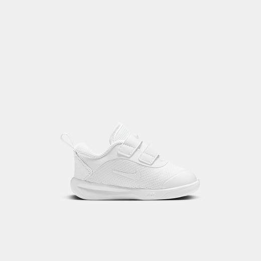Nike Omni Multi-Court (TD) 婴童运动童鞋 DM9028 商品图5