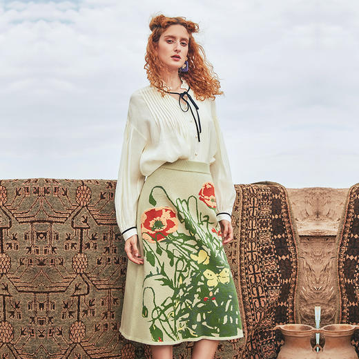 两三事梵高艺术尘世繁花 2023秋季新款复古文艺向日葵针织半身裙 商品图1