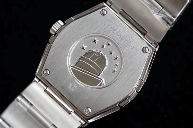 ZF厂欧米茄星座复刻表-24mm石英款曼哈顿女表对比正品