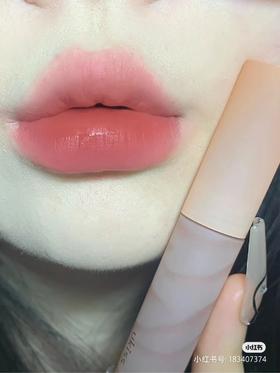 泰欲啦！敲自然的妈生唇~