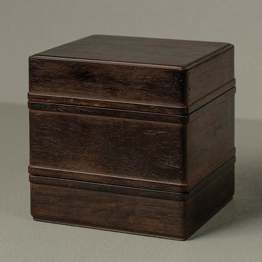 清 紫檀双层方形盖盒 商品图4