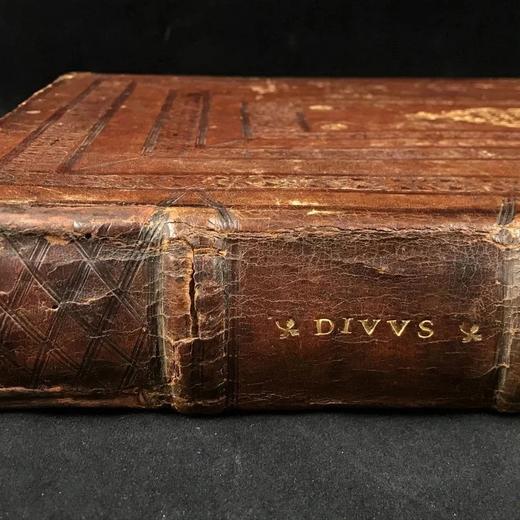 【拉丁语】37.5*26cm！1526年伊斯拉谟评注圣杰罗姆圣经 全真皮精装 商品图3