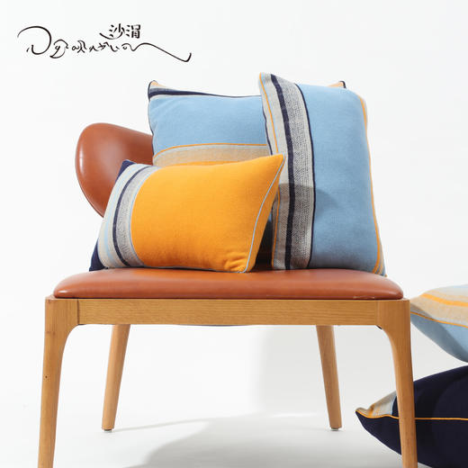 西藏手工艺氆氇羊绒抱枕SJF95P733W 商品图3